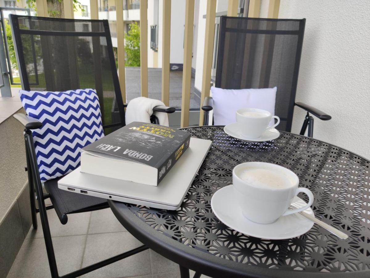 Апартаменты Apartament Azzurro Устроне-Морске Экстерьер фото